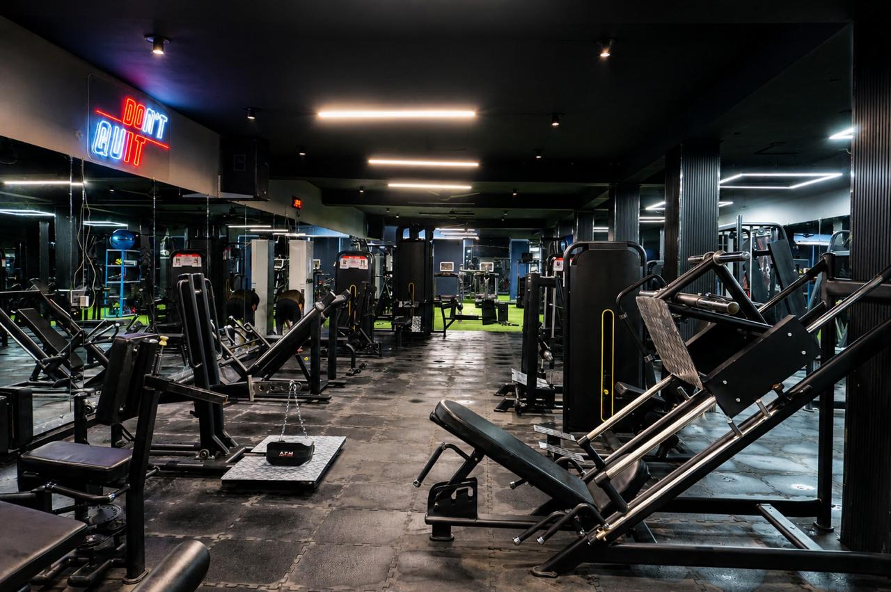 CoreX Fitness Modern Equipment
